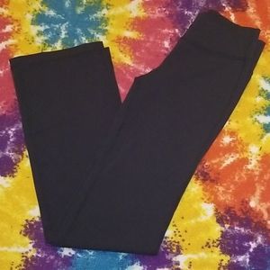 Lululemon yoga pants